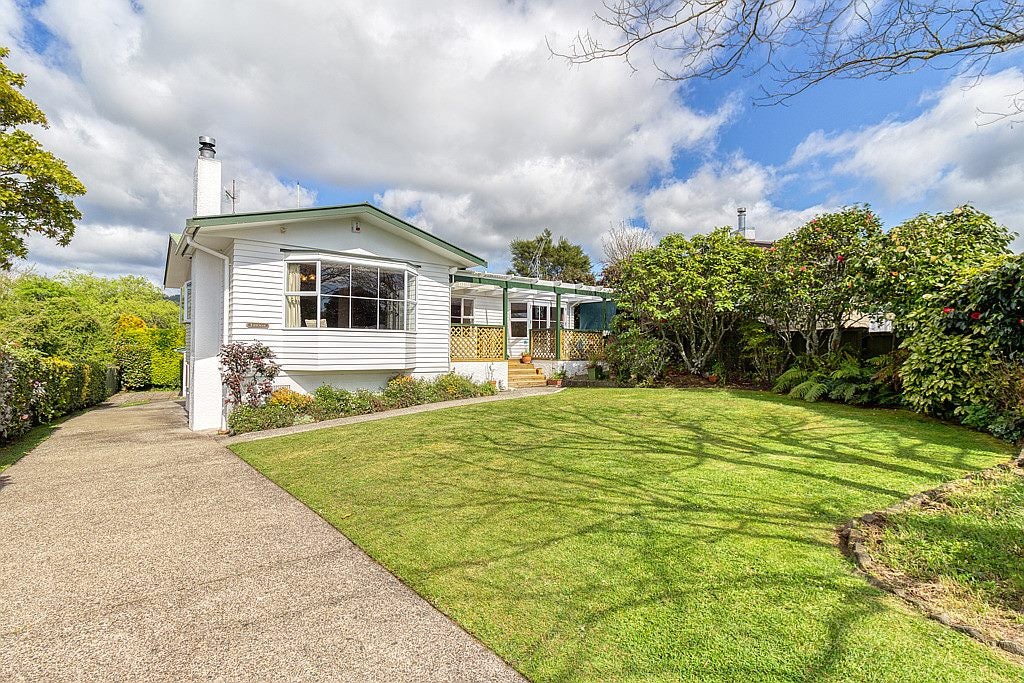 9 Minerva Place, Sunnybrook, Rotorua - Carousel 1