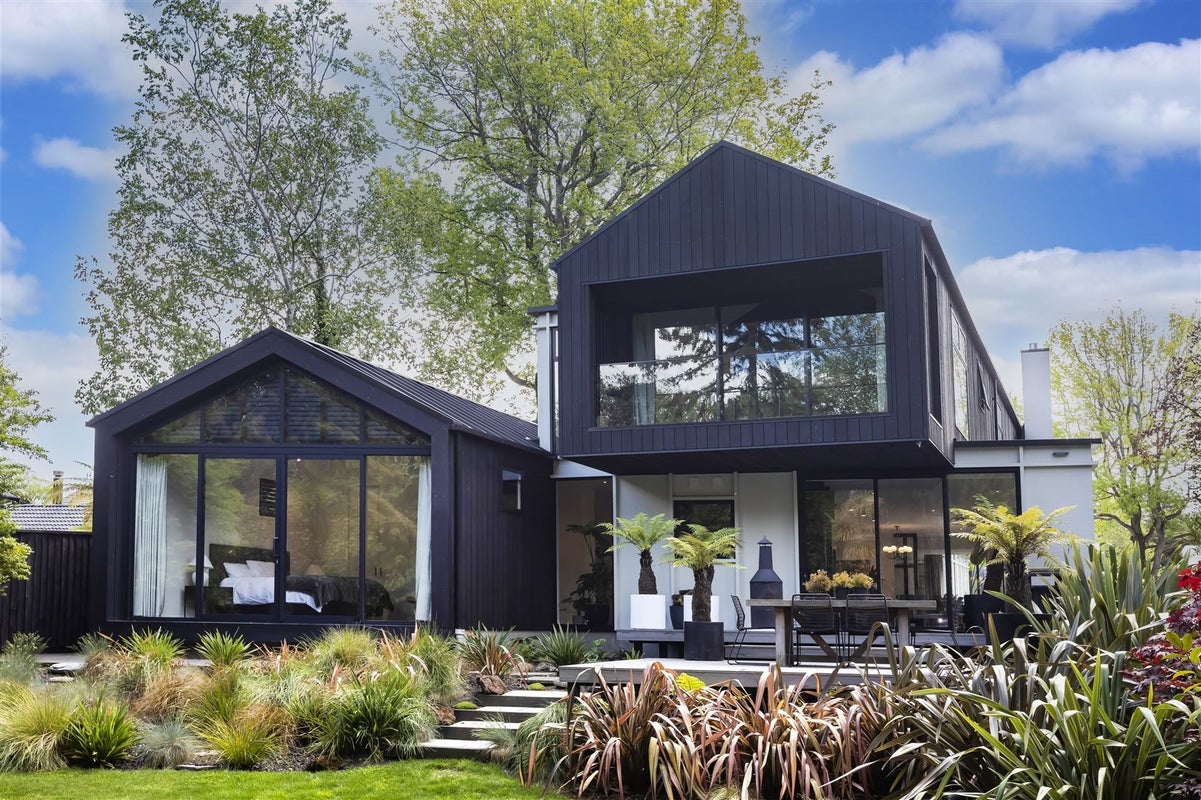 1B Wood Lane, Fendalton, Christchurch - Carousel 2