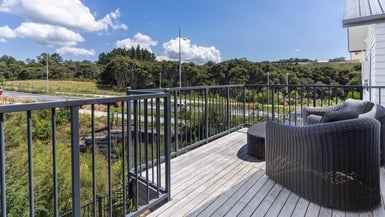 37 Bight Road, Long Bay, Auckland - Carousel 1