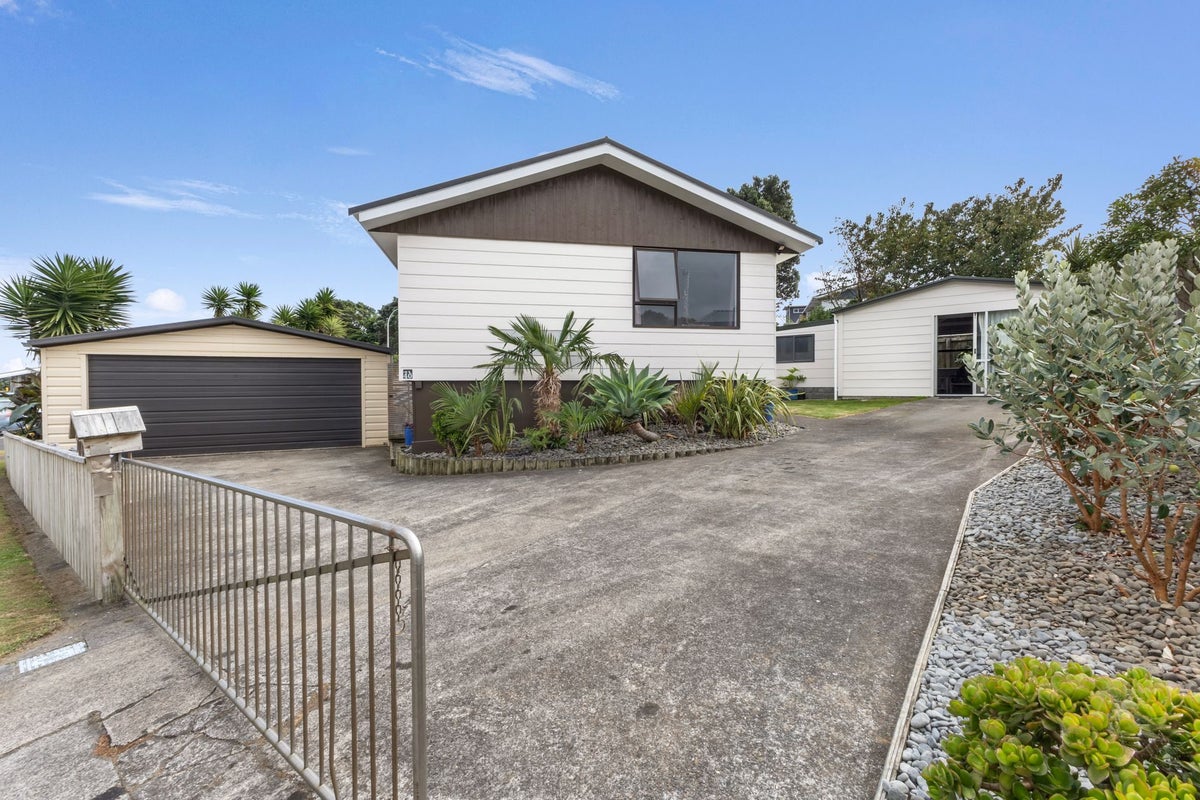 40 Herekawe Drive, Spotswood, New Plymouth - Carousel 2