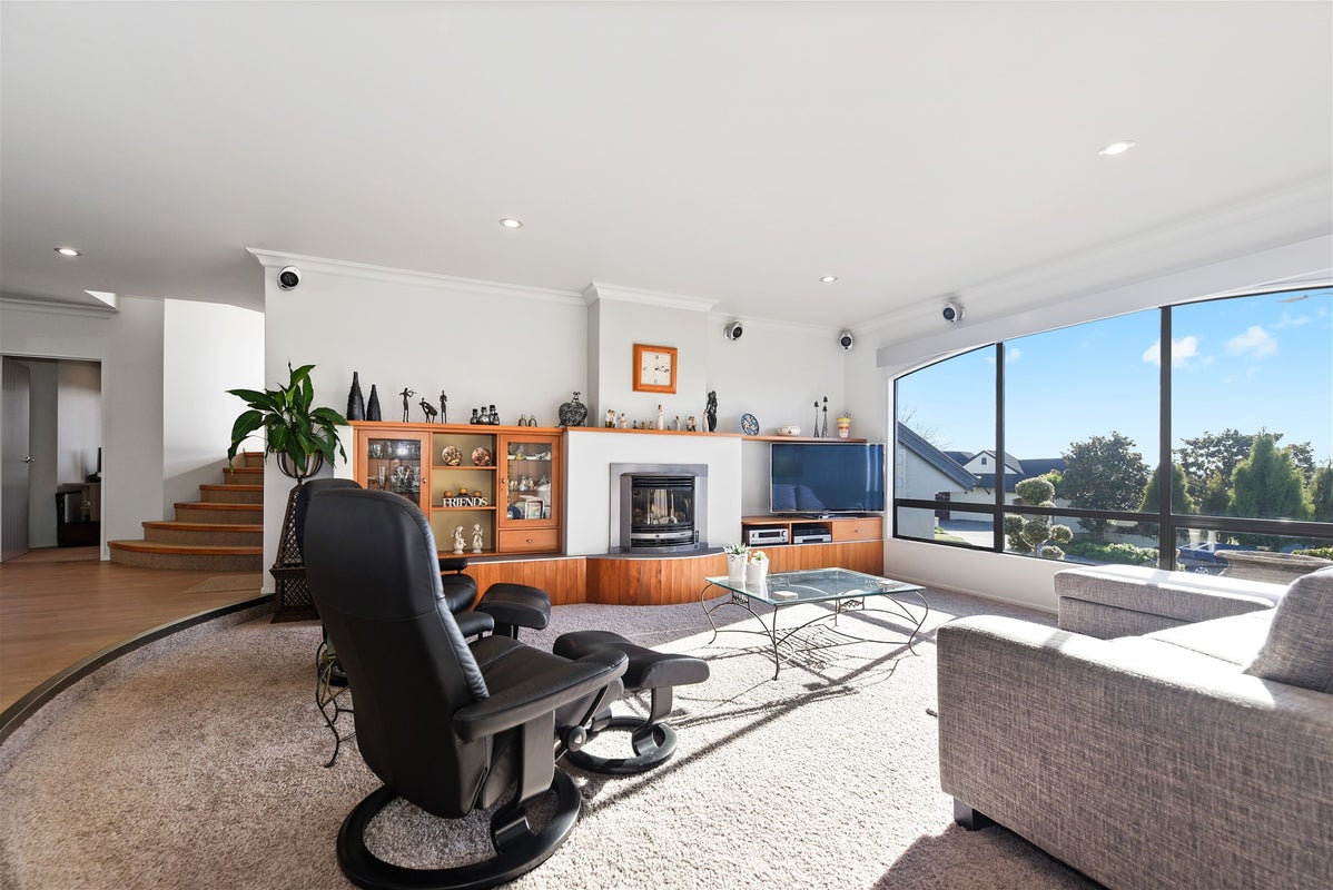 5 Windermere Rise, Rototuna, Hamilton - Carousel 2