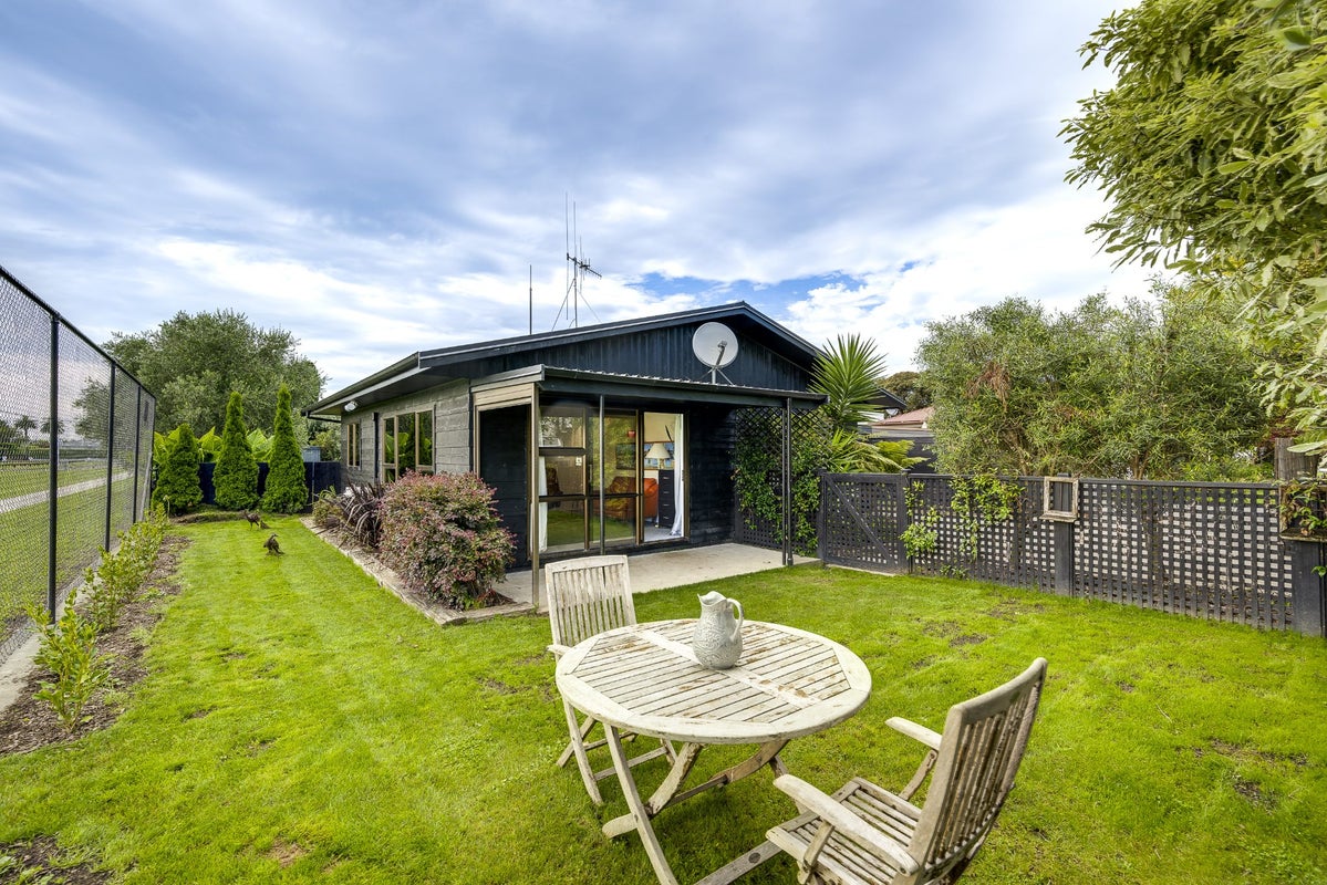 19A TOM PARKER AVE, MAREWA, NAPIER - Carousel 1