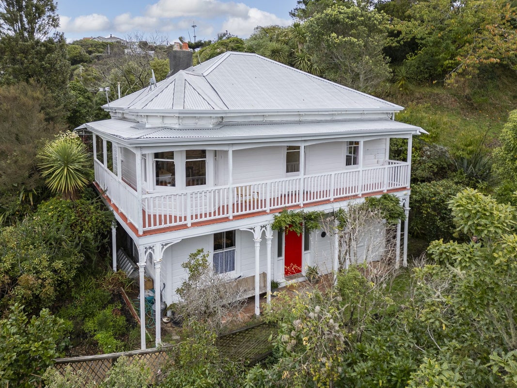 21B Crieff Street, Northland, Wellington - Carousel 1