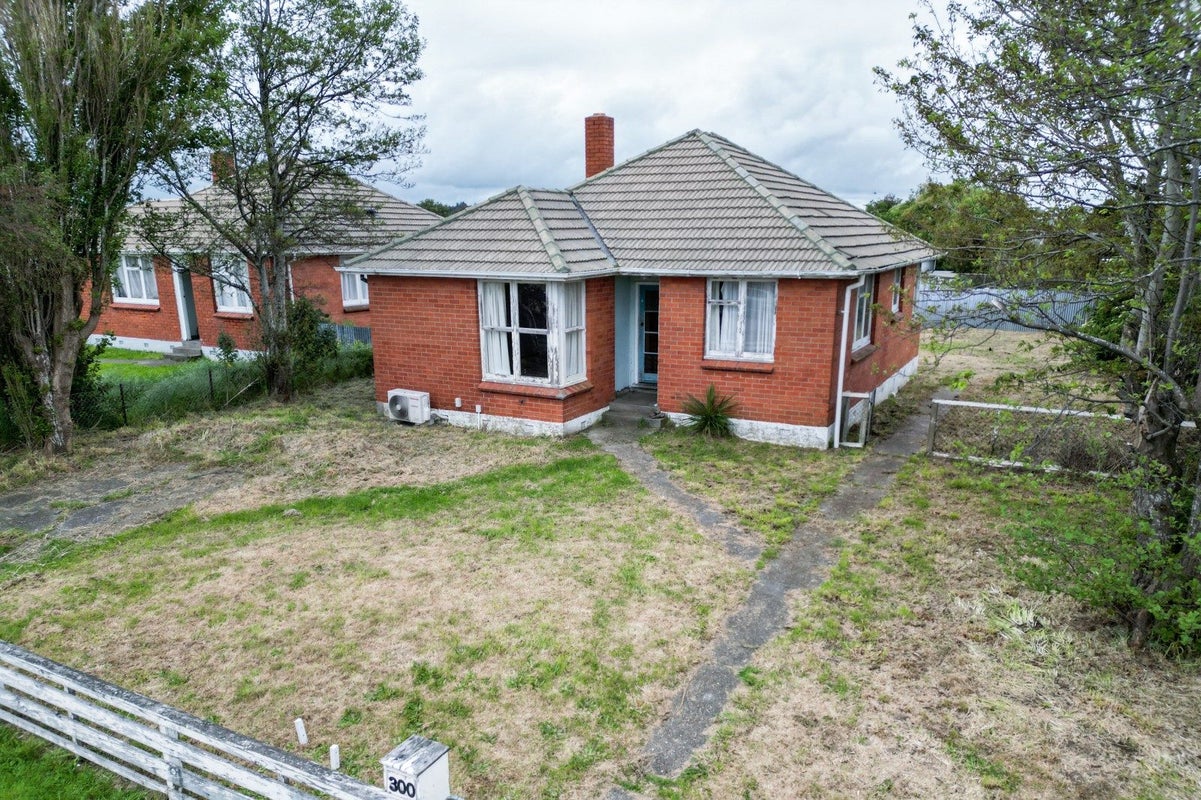 300 Conyers Street, Strathern, Invercargill, Southland - Carousel 1
