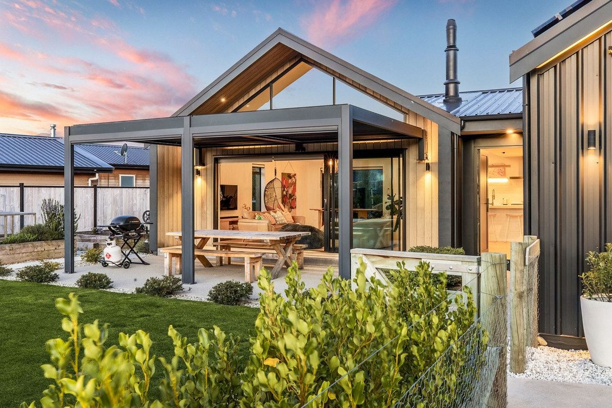 32 Cooper Crescent, Luggate, Wanaka - Carousel 32