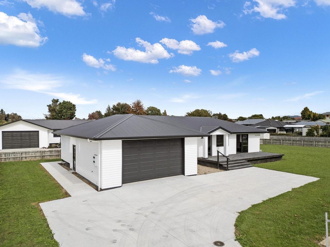 65 Grey Street, Kihikihi, Te Awamutu - Carousel 2