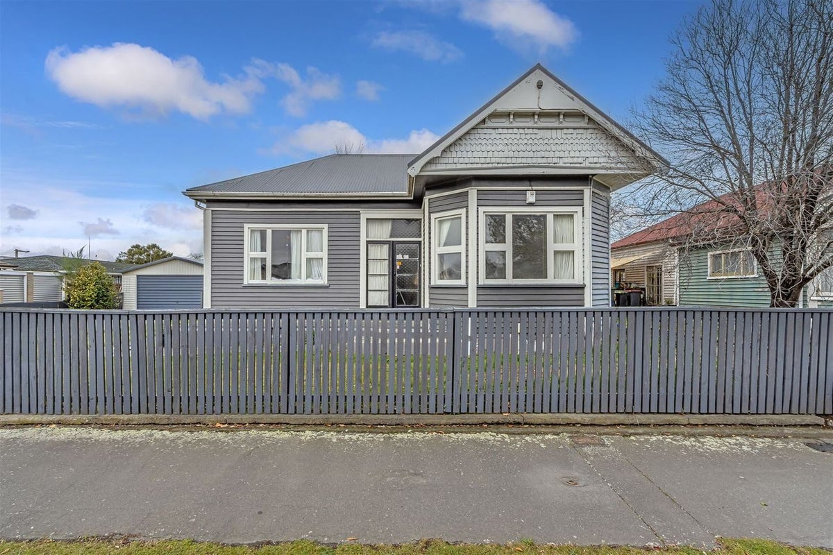 44 Cranford Street, St Albans, Christchurch - Carousel 1