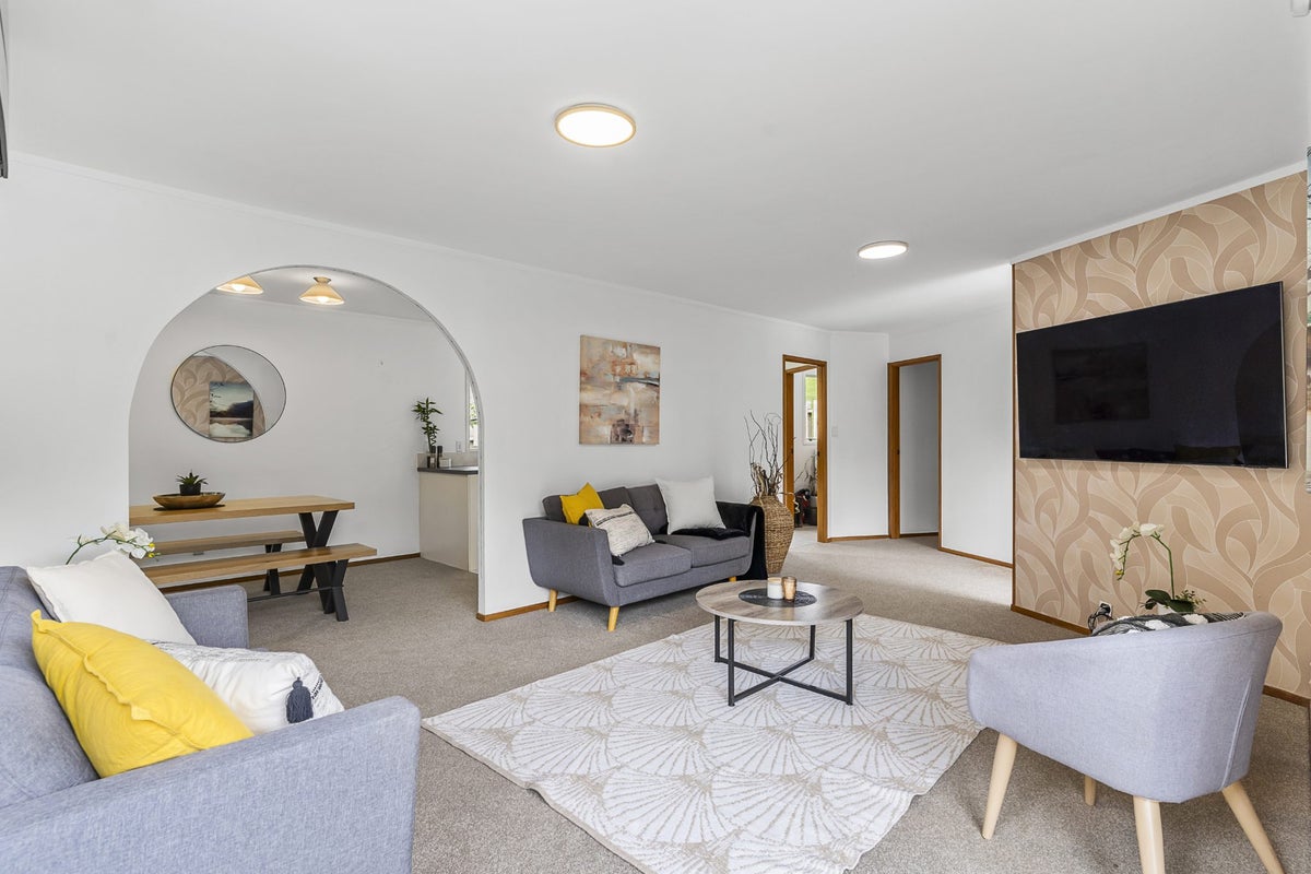 7 Charnley Grove, Glenfield, Auckland - Carousel 2