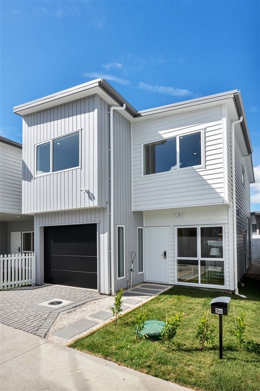 3D Kingdale Road, Henderson, Auckland - Carousel 1