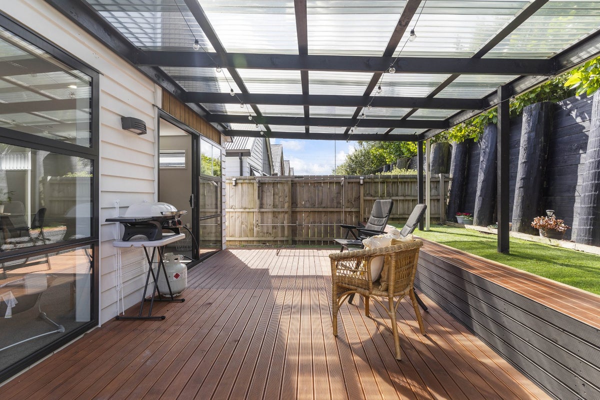 7B Pakaraka Drive, Papakura, Papakura - Carousel 1