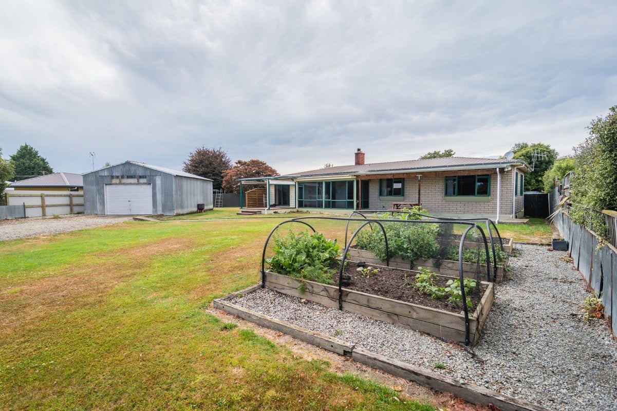 72 John Street North, Temuka - Carousel 1