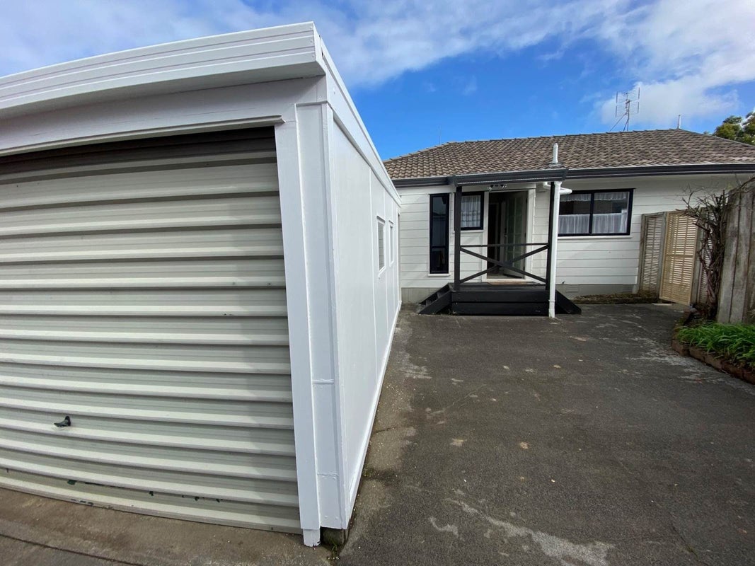 2/47 De Quincey Terrace, Highland Park, Auckland - Carousel 14