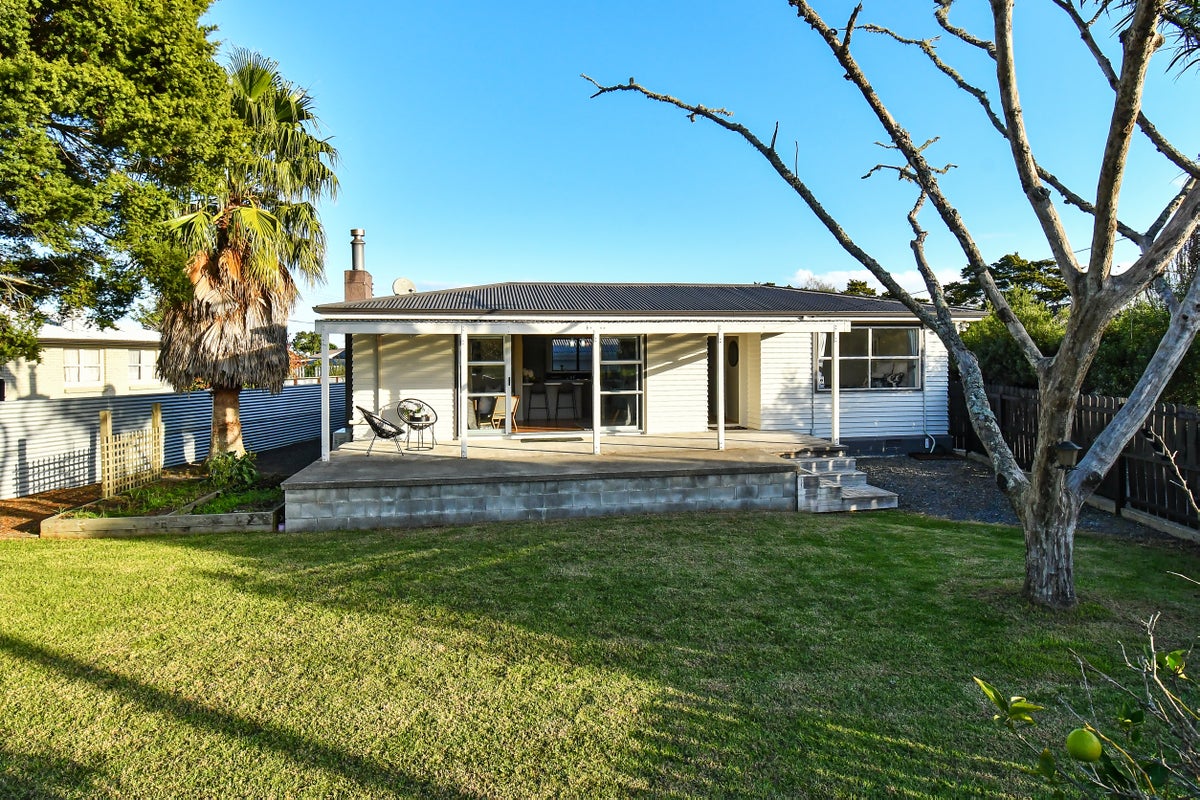 7 Gatland Road, Opaheke, Papakura - Carousel 2