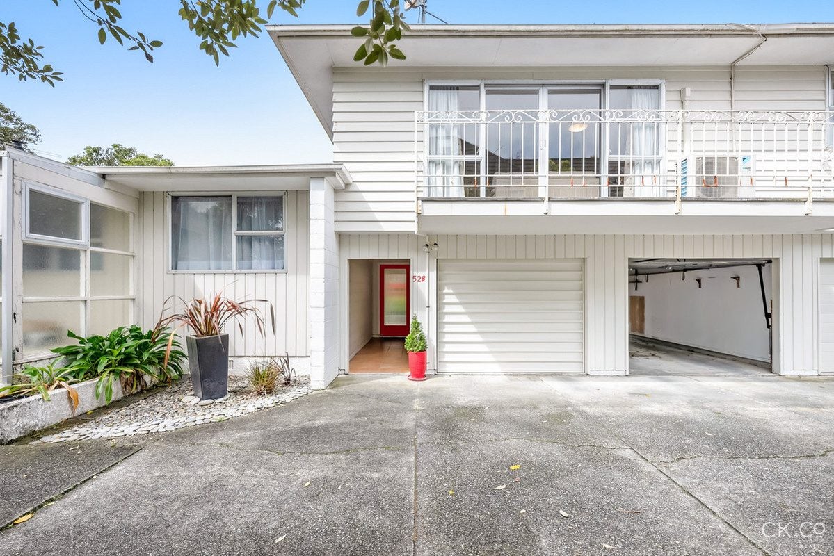 52B Queens Grove, Hutt Central, Lower Hutt - Carousel 1