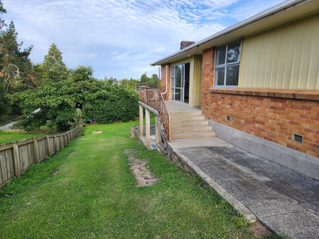 73 Lyon Street, Kihikihi, Te Awamutu - Carousel 1