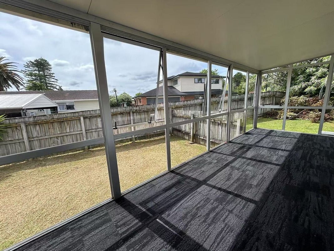 77 Chilcott Road, Henderson, Auckland - Carousel 2