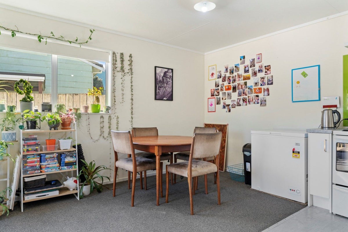 40B Langstone Street, Welcome Bay, Tauranga - Carousel 2