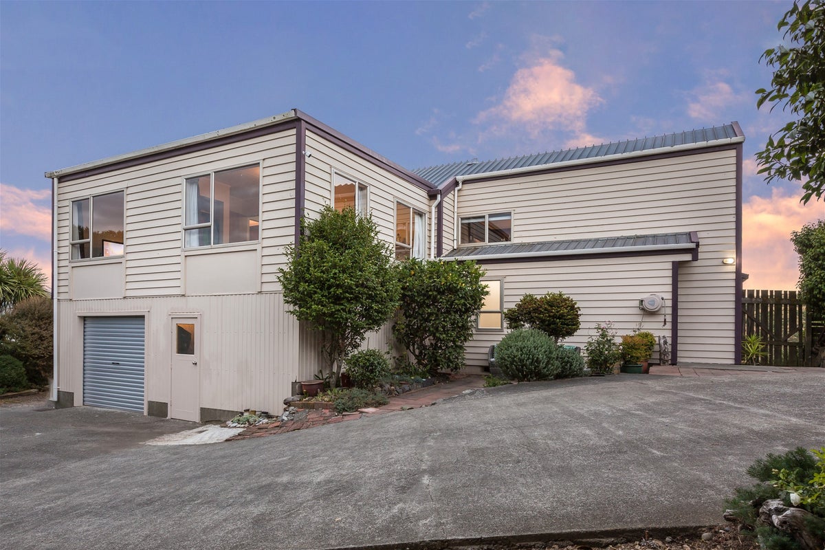 33 Forth Place, Papakowhai, Porirua - Carousel 22