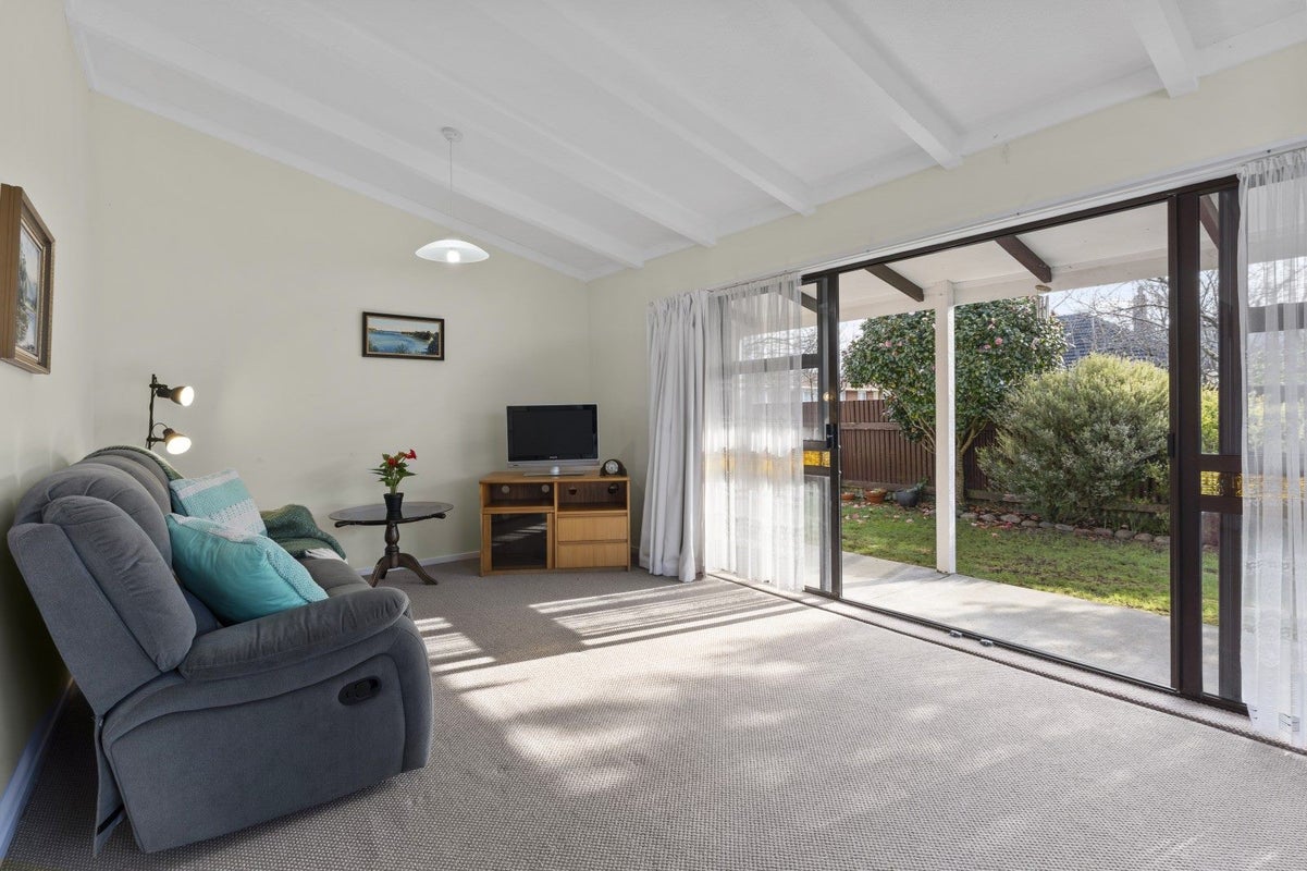 5/787 Fergusson Drive, Elderslea, Upper Hutt - Carousel 2