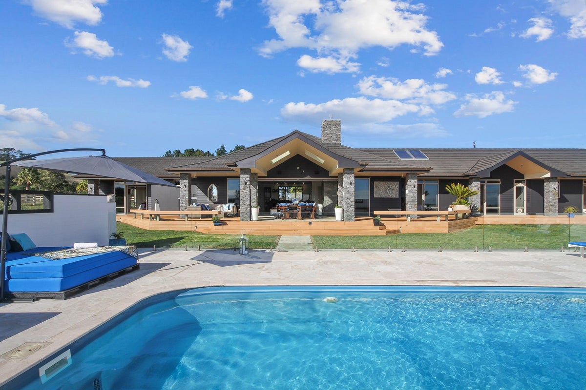 34 Hunt Road, Pukekawa, Tuakau - Carousel 1