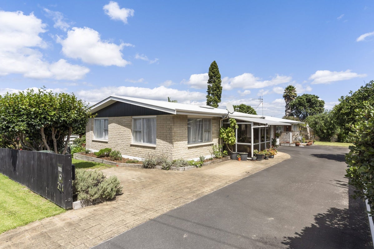 20A Jefferson Place, Brookfield, Tauranga - Carousel 1