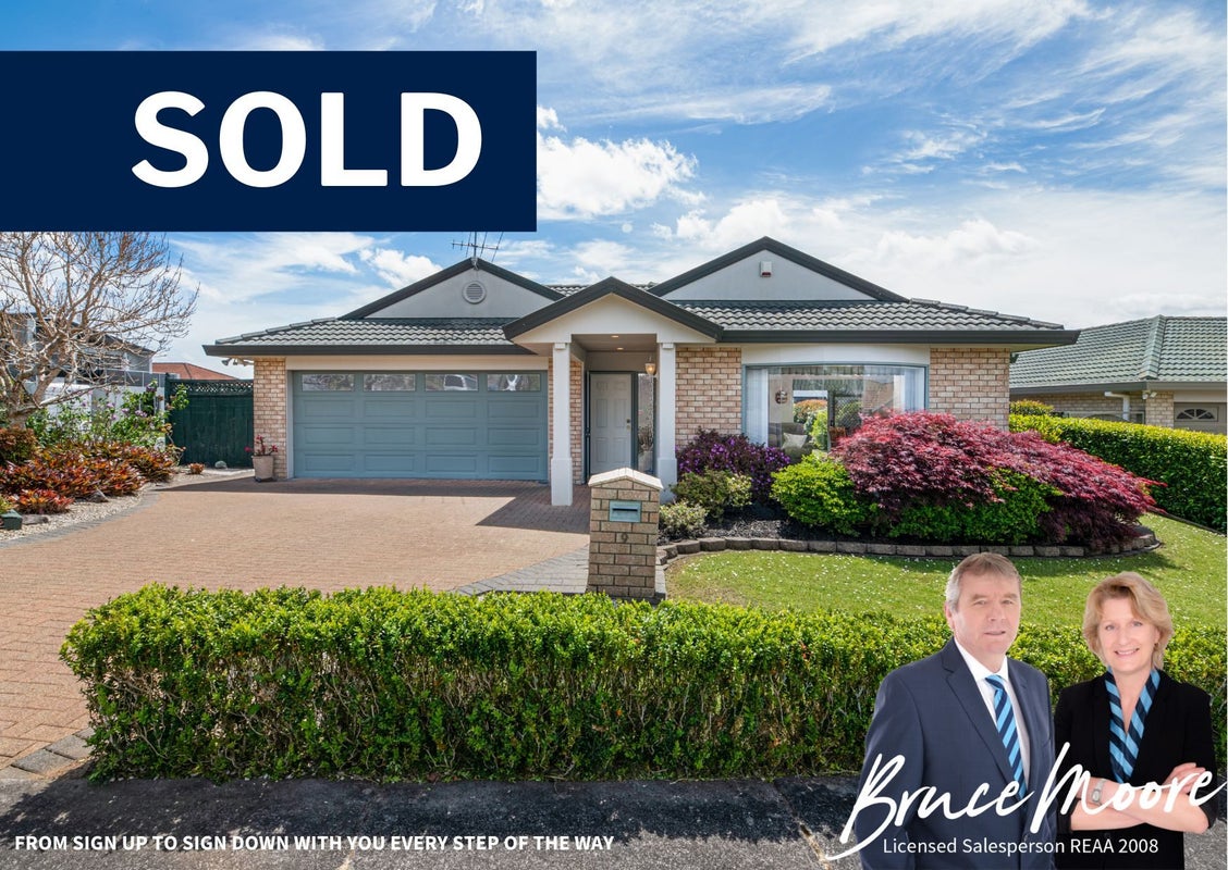 9 Amesbury Rise, Henderson, Auckland - Carousel 1