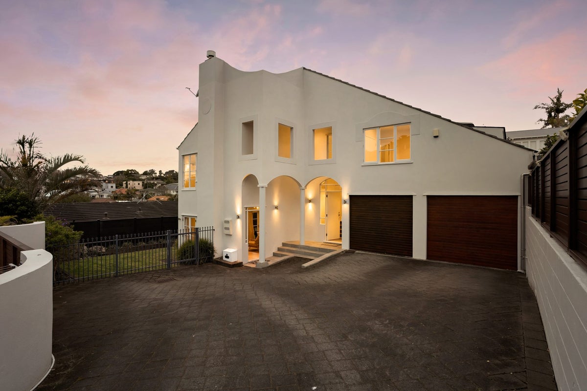 79 Upland Road, Remuera, Auckland - Carousel 1
