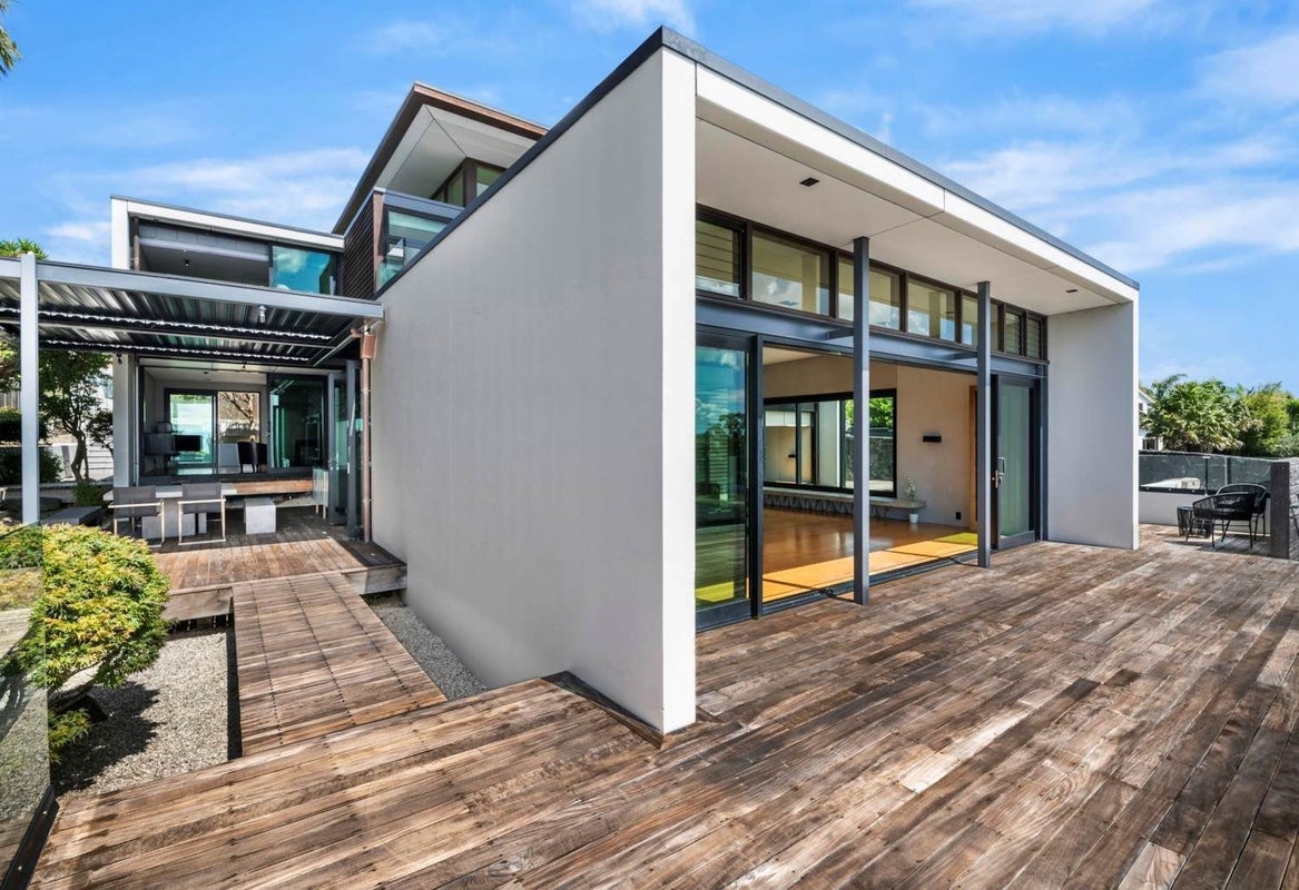 51 Pacific Parade, Army Bay, Whangaparaoa - Carousel 1