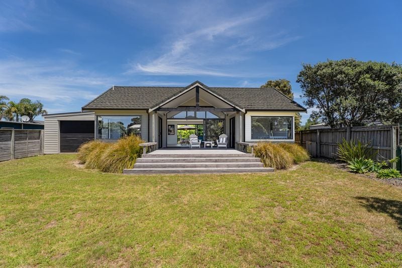 119 Sands Crescent, Matarangi, Whitianga - Carousel 1