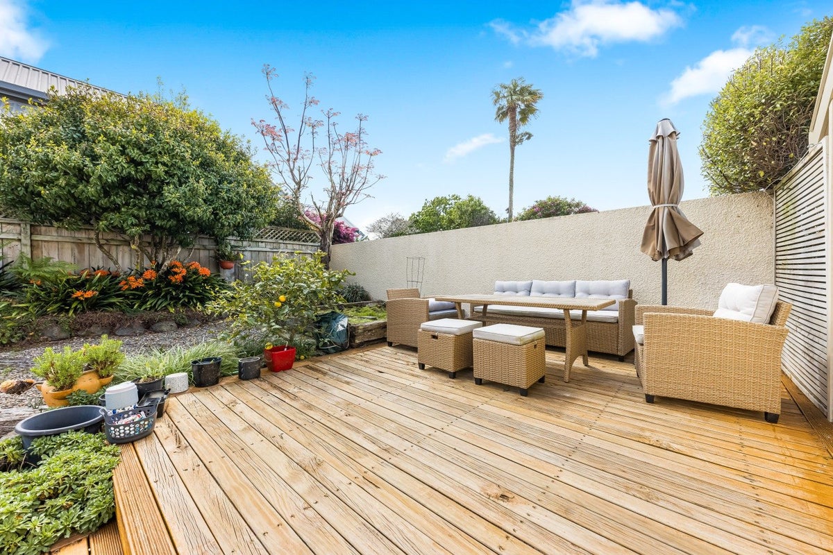 1/10 Taiere Terrace, Onehunga, Auckland - Carousel 2