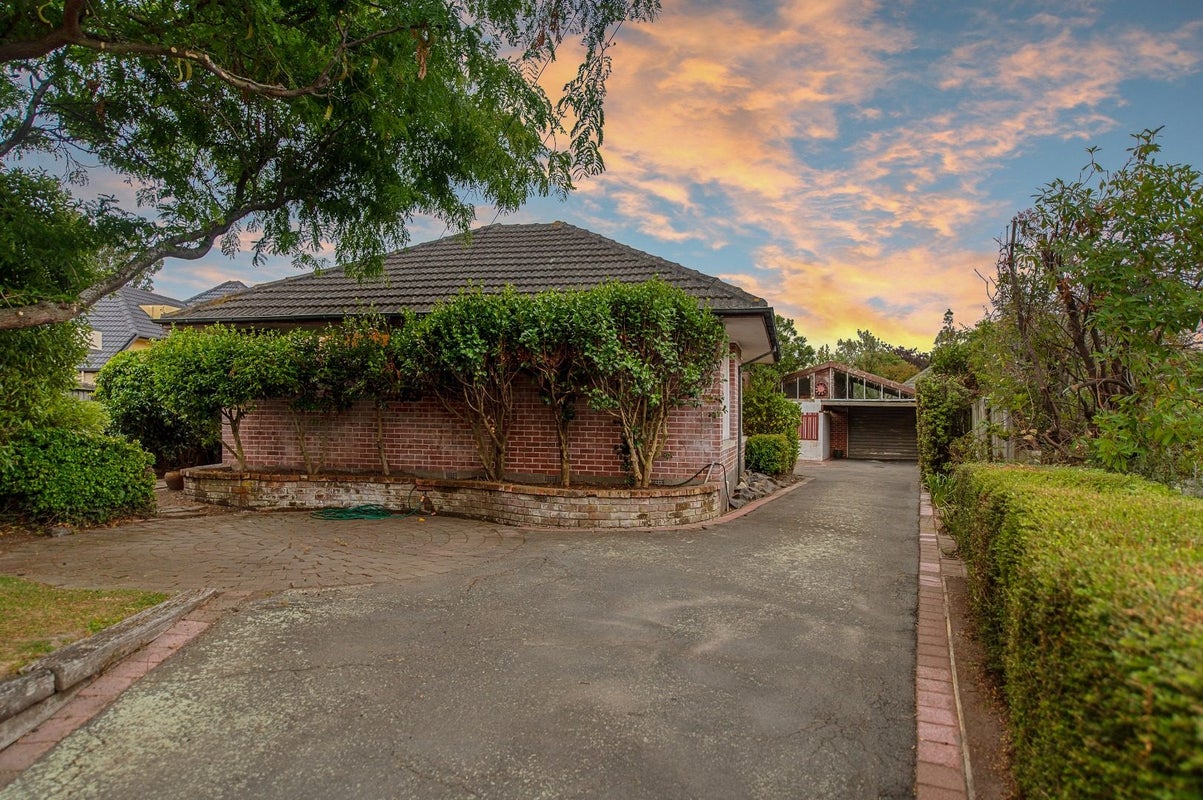 14 Montana Avenue, Ilam, Christchurch - Carousel 1