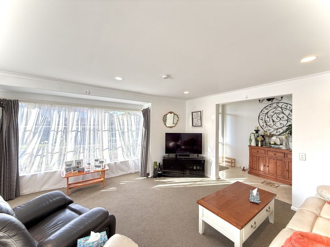 40 Thornbury Crescent, East Tamaki Heights, Auckland - Carousel 23