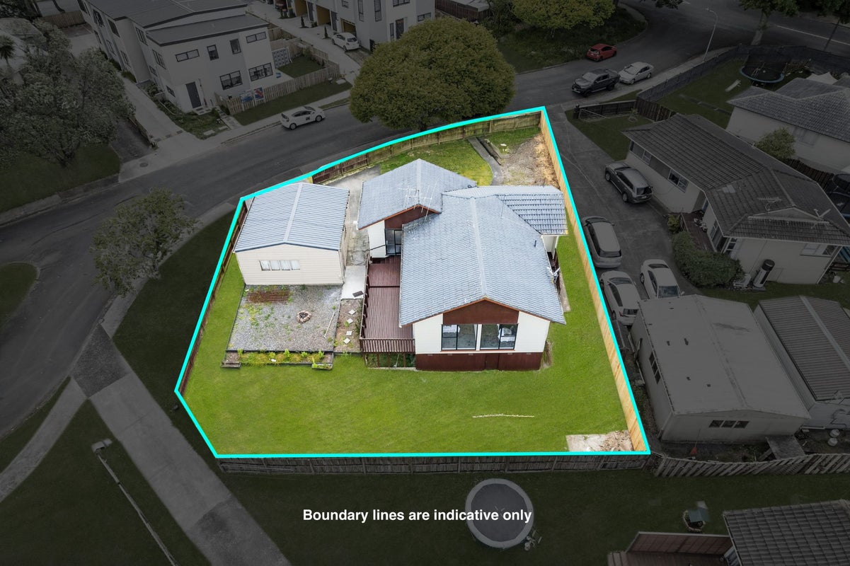 10 Cadiz Place, Red Hill, Papakura - Carousel 1