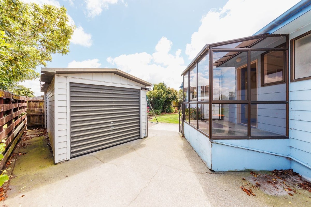 17 Jupiter Street, Milson, Palmerston North - Carousel 9