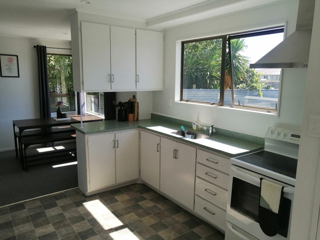18A Fairs Road, Milson, Palmerston North - Carousel 2