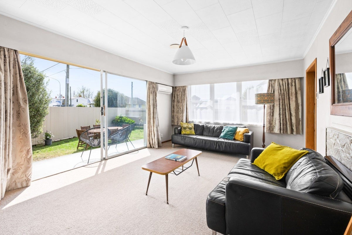 153 Riverbend Road, Onekawa, Napier - Carousel 2