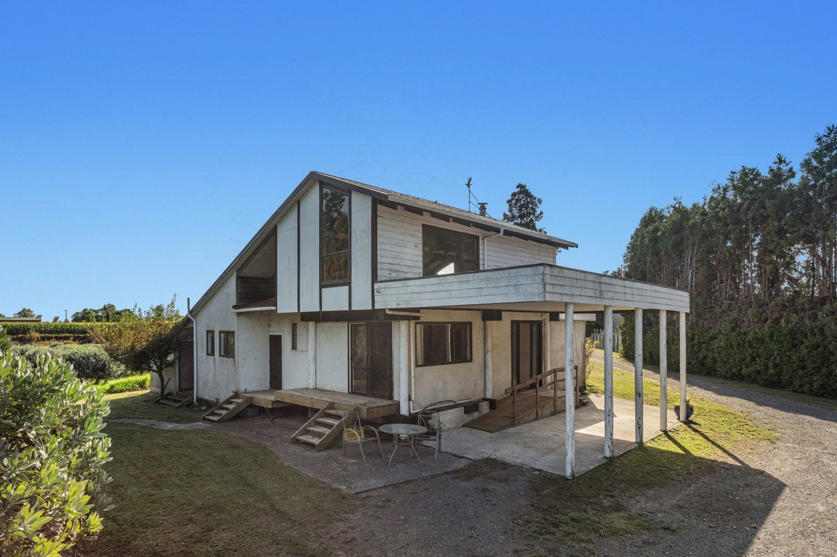 1B Luxton Road, Awakeri, Whakatane - Carousel 1