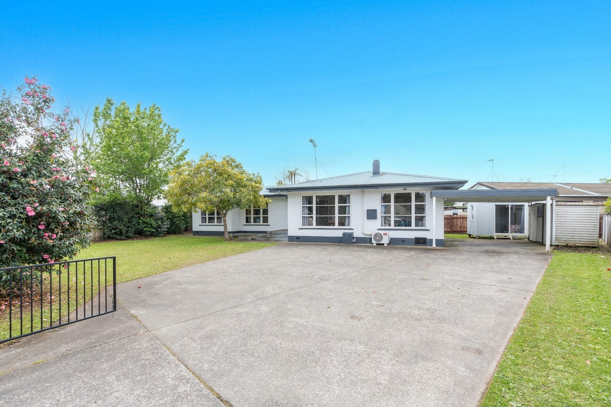 2A Brocas Avenue, Hillcrest, Hamilton - Carousel 1