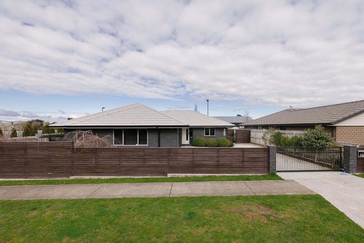 149 James Line, Kelvin Grove, Palmerston North - Carousel 29