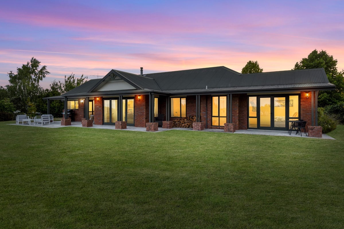 99 Dawson Road, Upper Moutere - Carousel 2