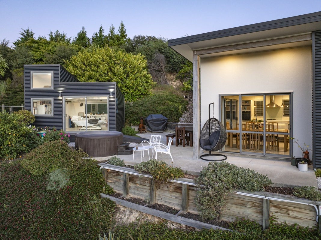 85 Brooks View Heights, Tasman, Upper Moutere - Carousel 2