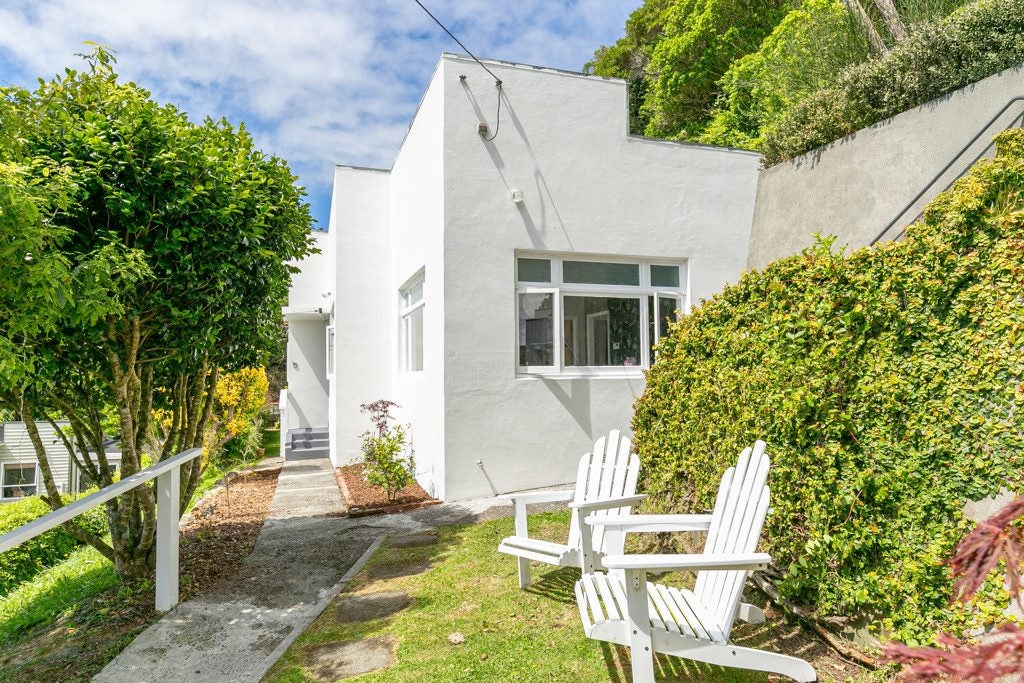 15 Henderson Street, Karori, Wellington - Carousel 1