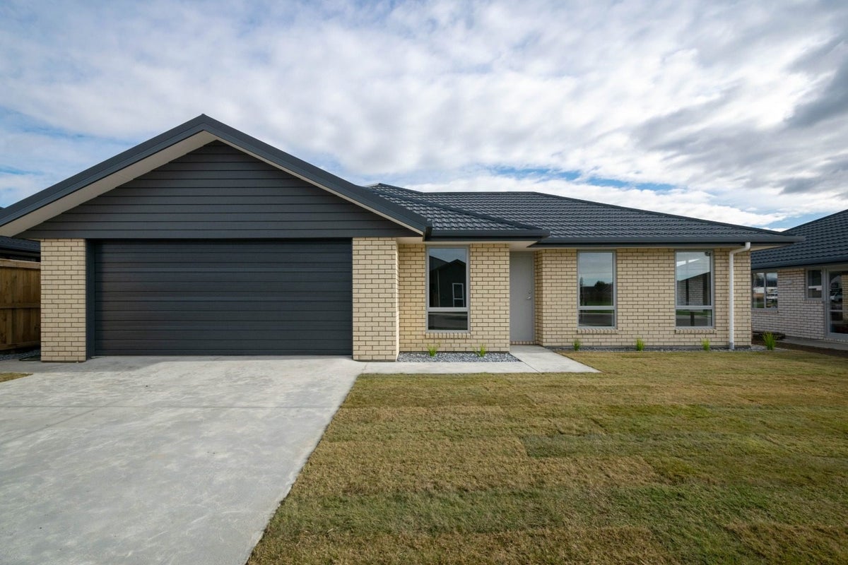 8 Caproni Road, Burleigh, Blenheim - Carousel 1