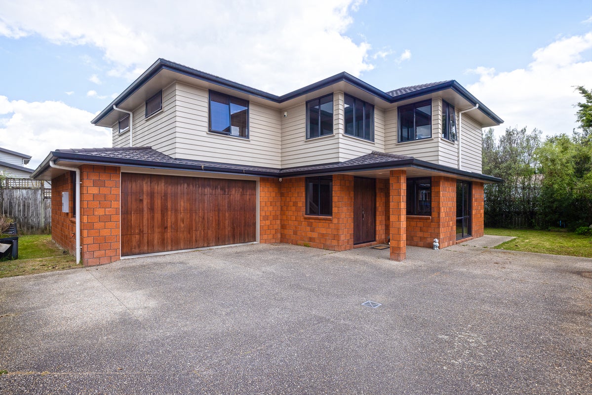 18A Bretton Terrace, Hillcrest, Hamilton - Carousel 1