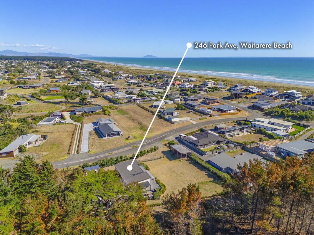 246 Park Avenue, Waitarere Beach, Levin - Carousel 2