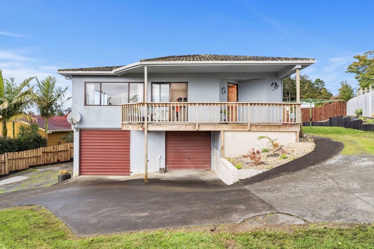 106 Solar Road, Glen Eden, Auckland - Carousel 2