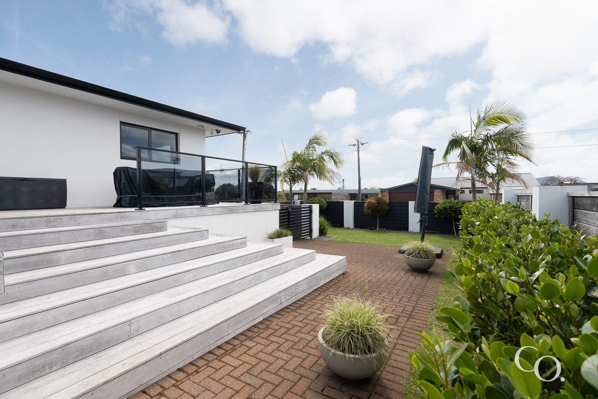 13 Rushton Avenue, Otumoetai, Tauranga - Carousel 2