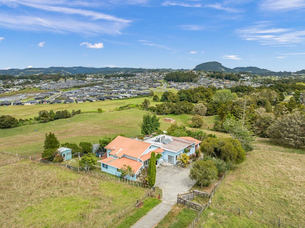 109 Vinegar Hill Road, Kamo - Carousel 1