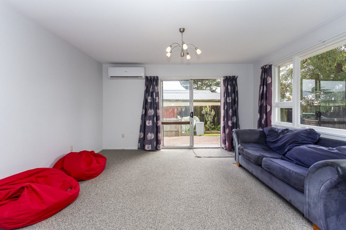 2/15A MARRIOTTS ROAD, North New Brighton, Christchurch - Carousel 2