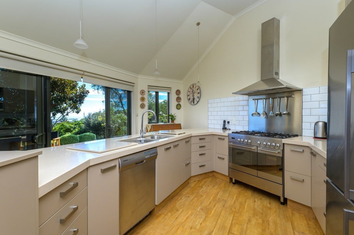28 Sunview Heights, Hope, Richmond - Carousel 2